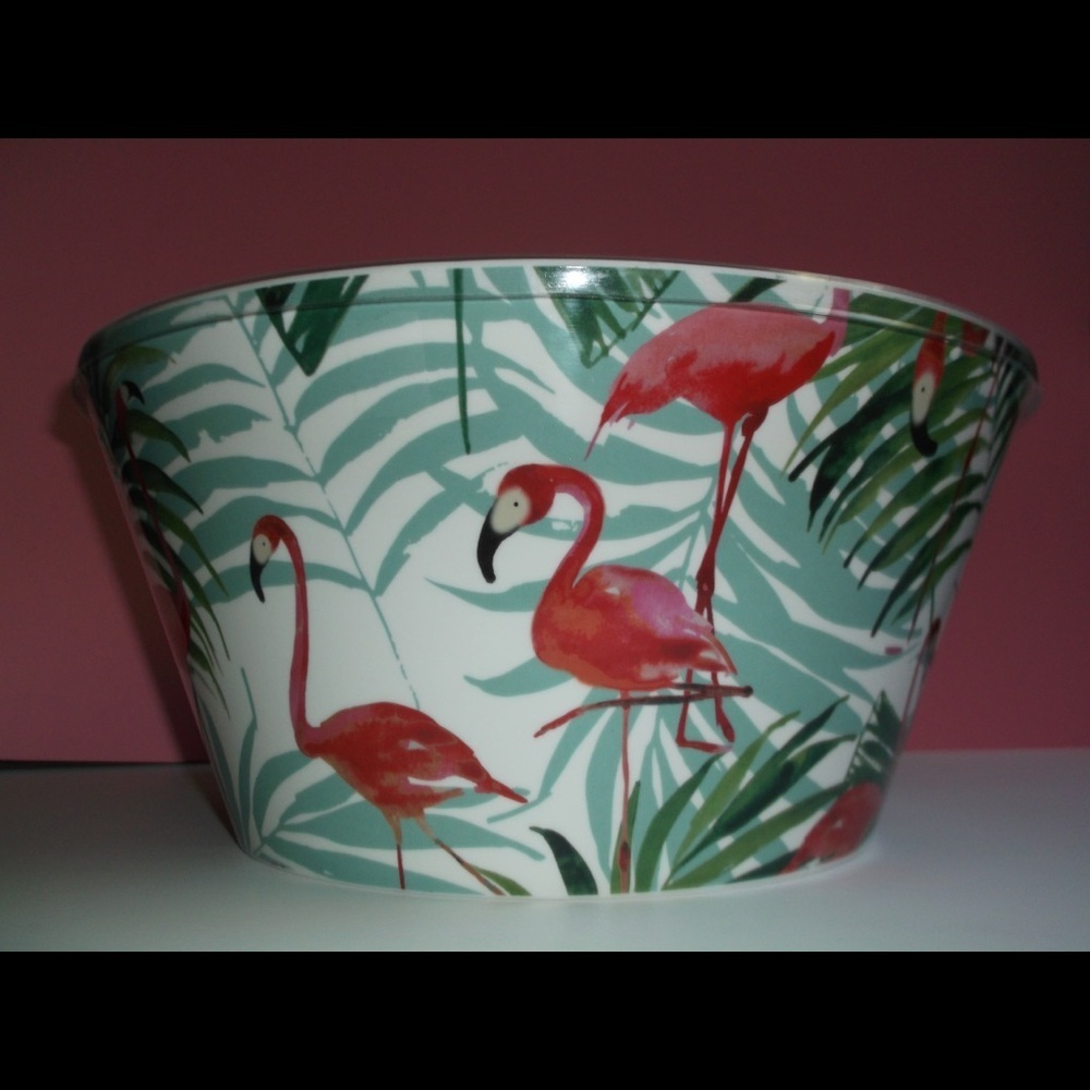NWT Large Salad Bowl + Servers